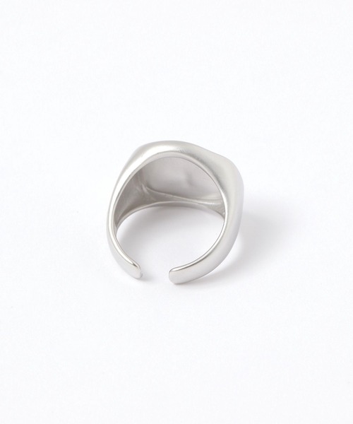 niko and...（ニコアンド）の「マット変形リング（リング・レディース・イエロー/グレー・0）」の3枚目の写真