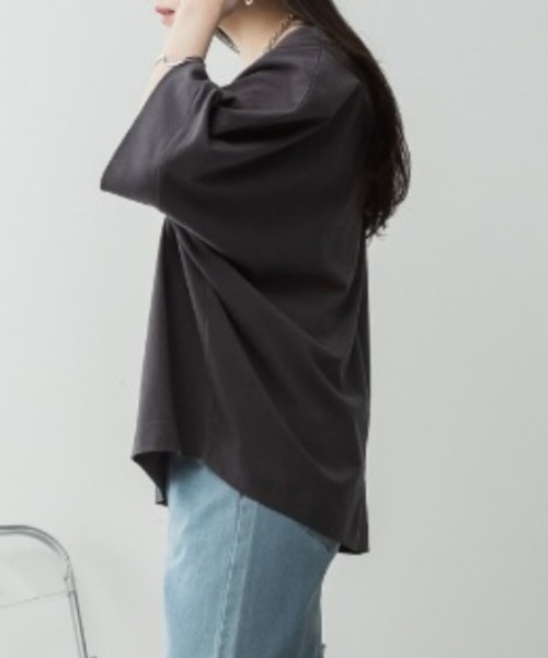 RCD(アールシーディー)の「Vネック7分袖ドルマンTシャツ(Tシャツ/カットソー・レディース・ミント/チャコールグレー/オフホワイト/ブラック/グレイッシュベージュ・4L~5L/M-L/LL~3L)」の10枚目の写真