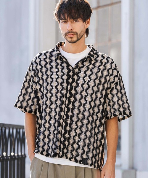 CAMBIO（カンビオ）の「mhs2516- Crochet Like Pattern Short Sleeve Shirts ショートスリーブシャツ(PF-261-017)（シャツ/ブラウス・メンズ・ブラック/モカ・M/L）」の3枚目の写真