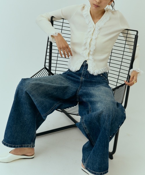 DRWCYS（ドロシーズ）の「ラッフルレースリブカーデ（カーディガン/ボレロ・レディース・ブラック/グレー/オフホワイト・FREE）」の13枚目の写真