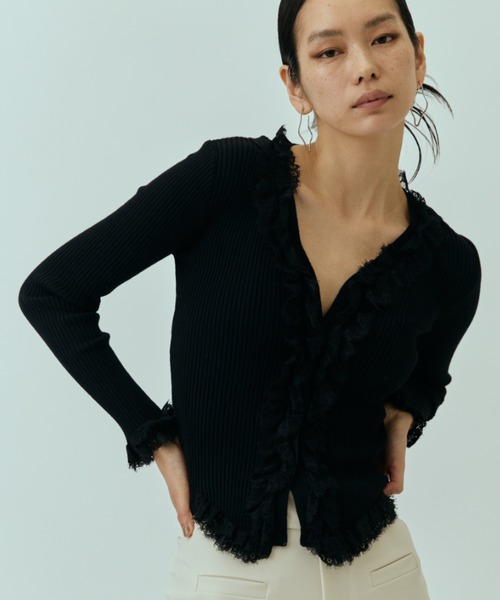 DRWCYS（ドロシーズ）の「ラッフルレースリブカーデ（カーディガン/ボレロ・レディース・ブラック/グレー/オフホワイト・FREE）」の17枚目の写真