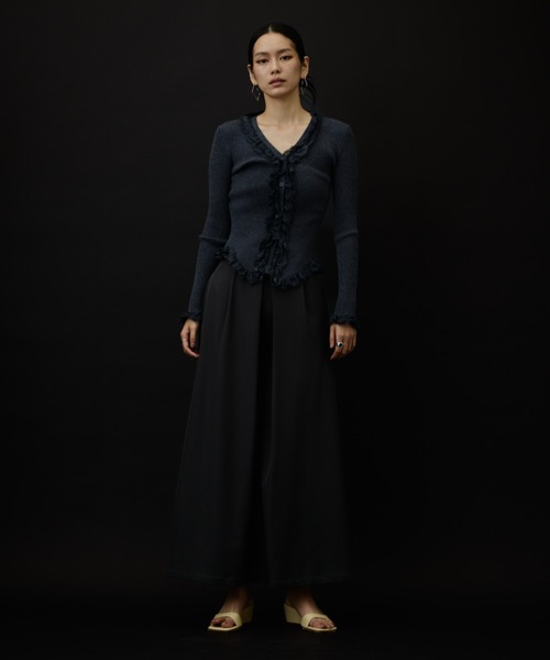 DRWCYS（ドロシーズ）の「ラッフルレースリブカーデ（カーディガン/ボレロ・レディース・ブラック/グレー/オフホワイト・FREE）」の4枚目の写真