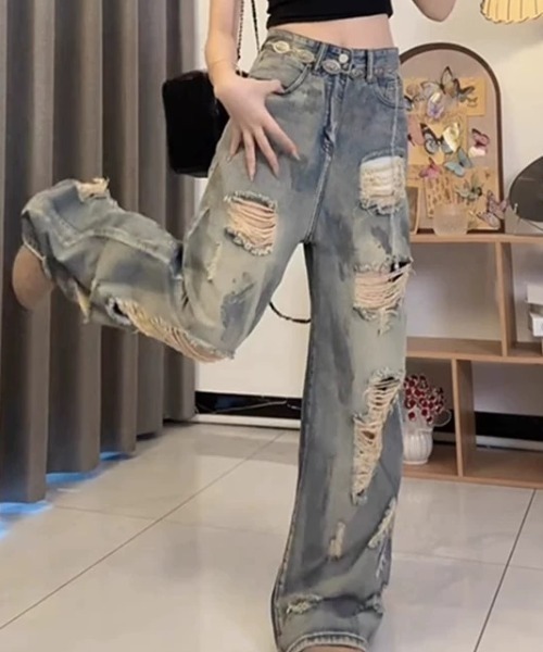 CELENA BEATS(セレナビーツ)の「クラッシュワイドルーズデニムパンツ(デニムパンツ・レディース・ブルー・L/M/S)」の2枚目の写真