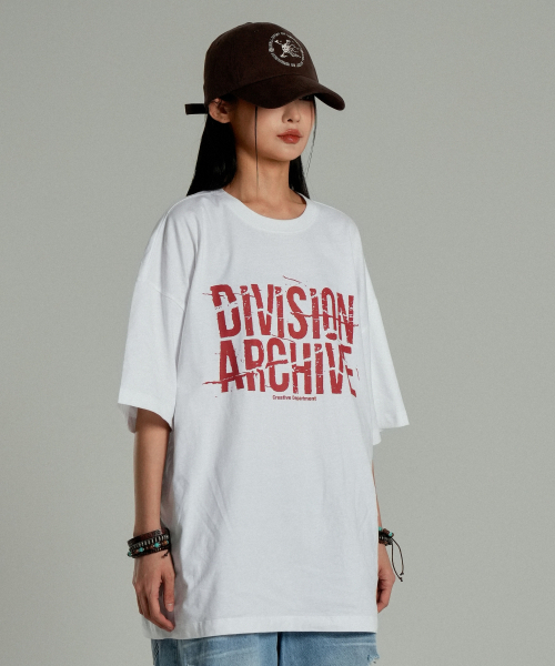 IDWS(アイドンワナセル)の「Division Archive T-Shirt White(Tシャツ/カットソー・レディース・その他・0/1/2)」の5枚目の写真
