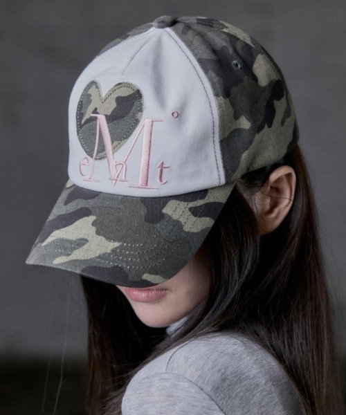 MUCENT(ムセント)の「◇MUCENT◇ブランド直輸入正規品/MUCENT SIGNATURE HEART PATCH BALL CAP シグニチャーハートパッチボールキャップ(キャップ・レディース・ブラック/カーキ/ベージュ・FREE)」の16枚目の写真