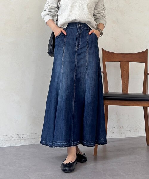 un dix cors（アンディコール）の「デニムストレッチフレアスカート（スカート・レディース・インディゴブルー/サックスブルー・FREE）」の2枚目の写真