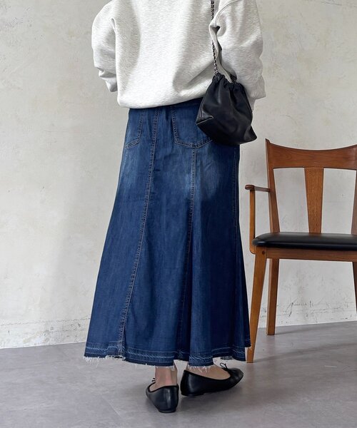 un dix cors（アンディコール）の「デニムストレッチフレアスカート（スカート・レディース・インディゴブルー/サックスブルー・FREE）」の4枚目の写真