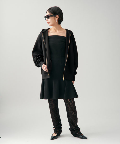 VERMEIL par iena(ヴェルメイユパーイエナ)の「チューブワンピース(ワンピース・レディース・ライトグレー/ブラック・FREE)」の8枚目の写真