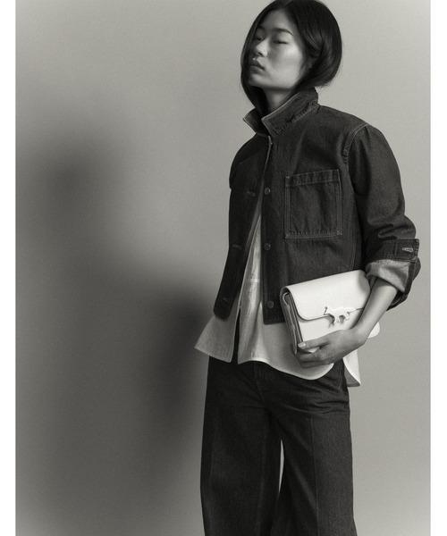 Maison Kitsune（メゾンキツネ）の「DENIM CROPPED JACKET（デニムジャケット・レディース・ブルー系その他・XS/S/M/L）」の7枚目の写真