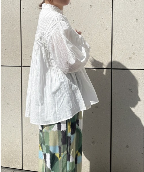 SOTT(ソット)の「インドコットン ピンタックギャザーブラウス(シャツ/ブラウス・レディース・チャコールグレー/オフホワイト・FREE)」の4枚目の写真