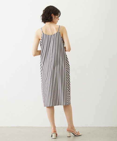MILKFED.(ミルクフェド)の「BIAS-CUT STRIPED CAMI DRESS(ワンピース・レディース・ブラック/ライトピンク/ライトブルー・ONE SIZE)」の19枚目の写真