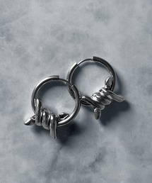 ARROWM（アローム）の「ARROWM ツイストワイヤーピアス 両耳（ピアス（両耳用））」