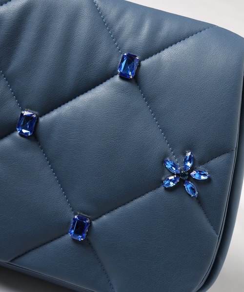 amok（アモク）の「ORNAMENT QUILT BAG（ショルダーバッグ・メンズ・ブルー/ブラック・FREE）」の6枚目の写真