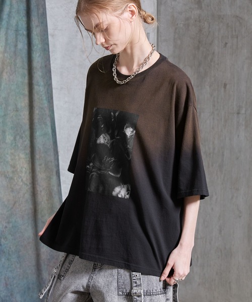 SERACE(セラス)の「【SERACE】Vintage design gradation graphic t-shirt / ヴィンテージデザイングラデーショングラフィックTシャツ(Tシャツ/カットソー・メンズ・ブラック/グレー・L/M/S)」の8枚目の写真