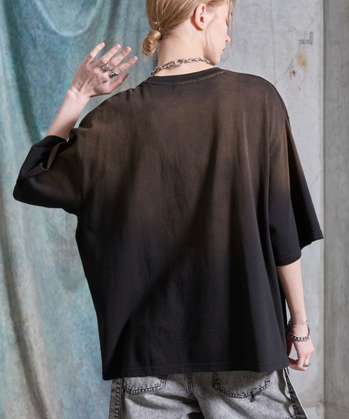 SERACE(セラス)の「【SERACE】Vintage design gradation graphic t-shirt / ヴィンテージデザイングラデーショングラフィックTシャツ(Tシャツ/カットソー・メンズ・ブラック/グレー・L/M/S)」の9枚目の写真