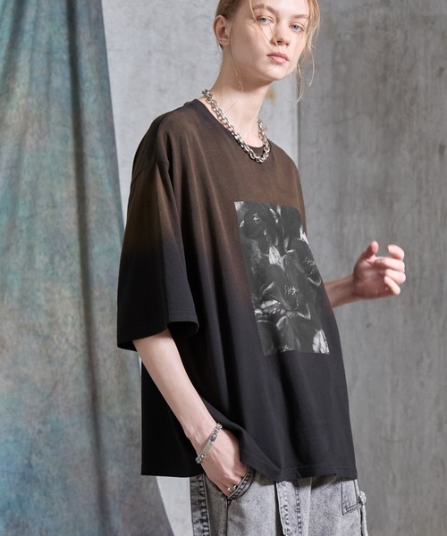 SERACE(セラス)の「【SERACE】Vintage design gradation graphic t-shirt / ヴィンテージデザイングラデーショングラフィックTシャツ(Tシャツ/カットソー・メンズ・ブラック/グレー・L/M/S)」の10枚目の写真