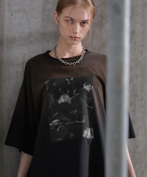 SERACE(セラス)の「【SERACE】Vintage design gradation graphic t-shirt / ヴィンテージデザイングラデーショングラフィックTシャツ(Tシャツ/カットソー・メンズ・ブラック/グレー・L/M/S)」の13枚目の写真
