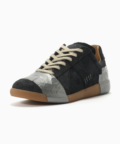 Maison Margiela（メゾンマルジェラ）の「MAISON MARGIELA( メゾン マルジェラ) REPLICA GERMAN TRAINER（スニーカー・メンズ・ブラック・43/42/40.5）」の2枚目の写真