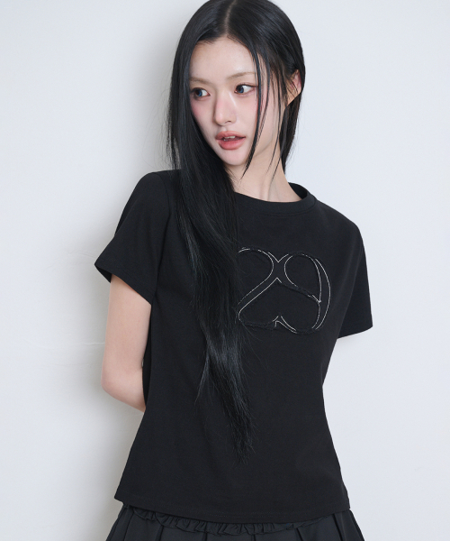 ILLIGO（イリゴ）の「129ロゴパッチTシャツディープブラック（Tシャツ/カットソー・レディース・その他・OS）」の2枚目の写真