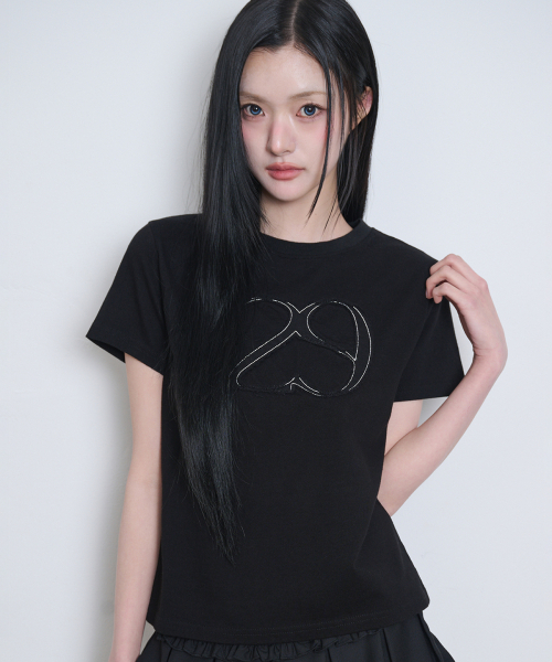 ILLIGO（イリゴ）の「129ロゴパッチTシャツディープブラック（Tシャツ/カットソー・レディース・その他・OS）」の6枚目の写真
