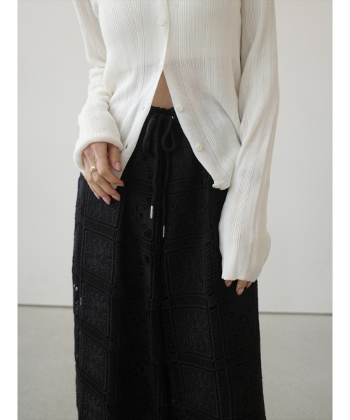 amel（エイメル）の「パネルレース ワイドパンツ ｜ ブラック（その他パンツ・レディース・ブラック・FREE）」の5枚目の写真