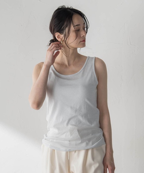 LAUTREAMONT(ロートレアモン)の「ラメフライスカットソー(Tシャツ/カットソー・レディース・ブラック/ホワイト/ベージュ・9号)」の1枚目の写真