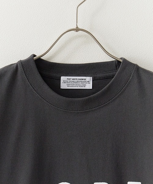 POET MEETS DUBWISE（ポエットミーツダブワイズ）の「POET MEETS DUBWISE/ポエットミーツダブワイズ HOPE T-shirt プリントデザイン プレミアムコットン クルーネックTシャツ 2026年春夏（Tシャツ/カットソー・メンズ・ホワイト/スミクロ・M/L/XL）」の10枚目の写真