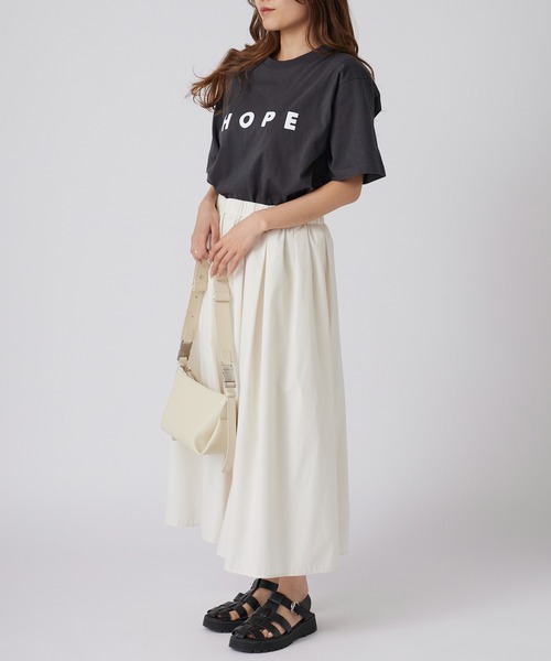 POET MEETS DUBWISE（ポエットミーツダブワイズ）の「POET MEETS DUBWISE/ポエットミーツダブワイズ HOPE T-shirt プリントデザイン プレミアムコットン クルーネックTシャツ 2026年春夏（Tシャツ/カットソー・メンズ・ホワイト/スミクロ・M/L/XL）」の22枚目の写真