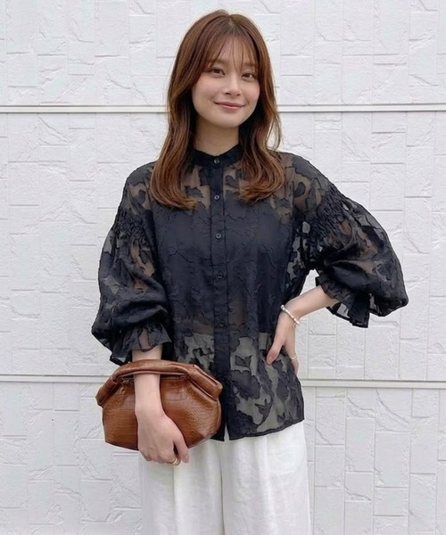Belle Cie(ベルシー)の「2WAYふんわりボリューム袖シアーブラウス(シャツ/ブラウス・レディース・ホワイト/アイボリー/ミント/ネイビー/ブラック・FREE)」の9枚目の写真