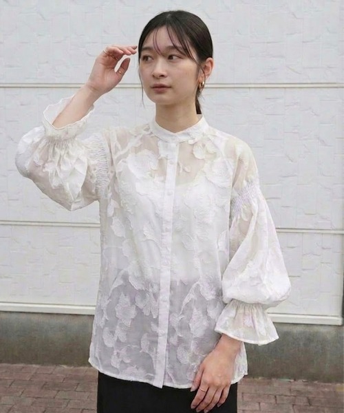 Belle Cie(ベルシー)の「2WAYふんわりボリューム袖シアーブラウス(シャツ/ブラウス・レディース・ホワイト/アイボリー/ミント/ネイビー/ブラック・FREE)」の12枚目の写真
