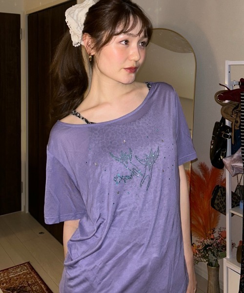 JEANASIS(ジーナシス)の「【25quee】ラインストーンボートネックTEE/680986(Tシャツ/カットソー・レディース・ホワイト系その他/パープル系その他/ブラック系その他・FREE)」の3枚目の写真
