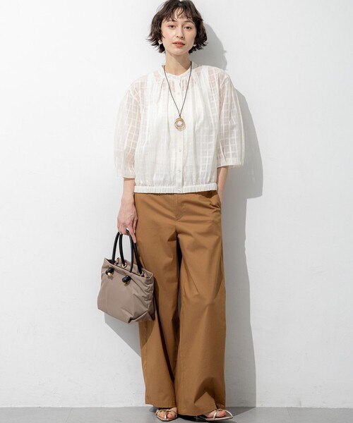 23区(ニジュウサンク)の「シャドーシアーチェック 2WAY ブラウス(シャツ/ブラウス・レディース・アイボリー系/ブラック系・38)」の4枚目の写真