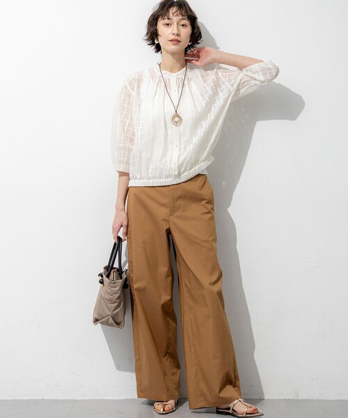 23区(ニジュウサンク)の「シャドーシアーチェック 2WAY ブラウス(シャツ/ブラウス・レディース・アイボリー系/ブラック系・38)」の5枚目の写真
