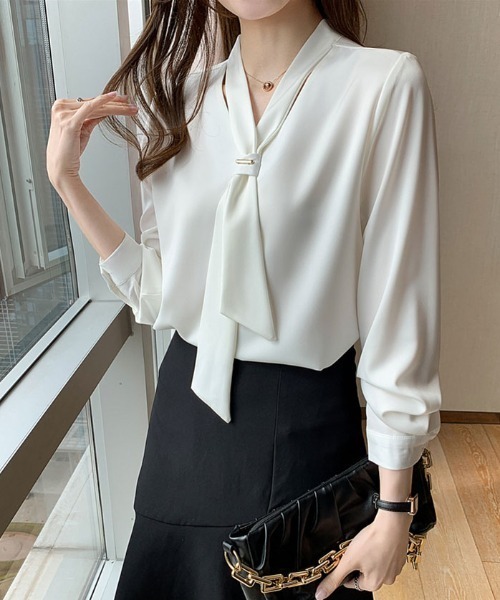 FAVORITO(ファヴォリート)の「リボンシフォンシャツ(シャツ/ブラウス・レディース・ブルー/ピンク/ホワイト・XL/L/M)」の1枚目の写真