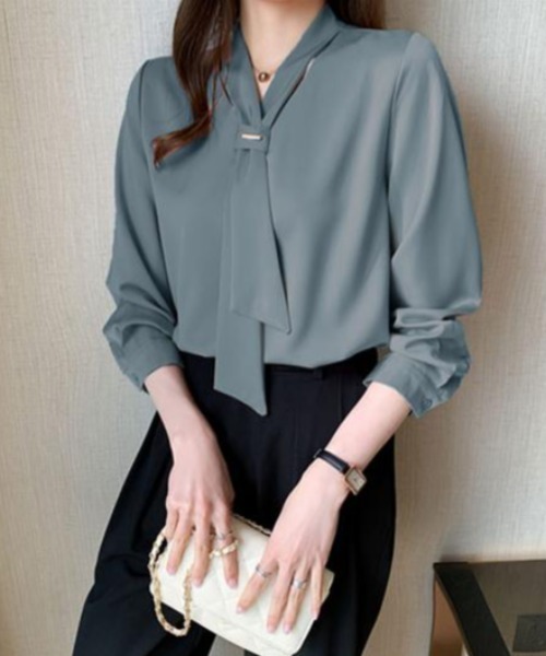 FAVORITO(ファヴォリート)の「リボンシフォンシャツ(シャツ/ブラウス・レディース・ブルー/ピンク/ホワイト・XL/L/M)」の2枚目の写真