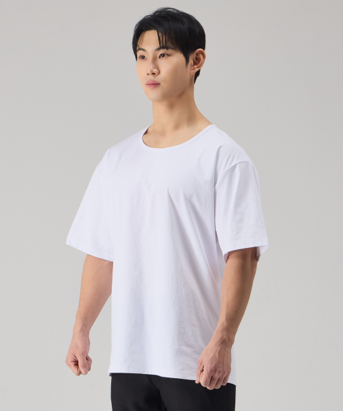 NTBC(エヌティービーシー)の「Uネッククールベーシック半袖Tシャツ_2COLOR(Tシャツ/カットソー・レディース・ホワイト/ブラック・MEDIUM/LARGE/X-LARGE)」の5枚目の写真