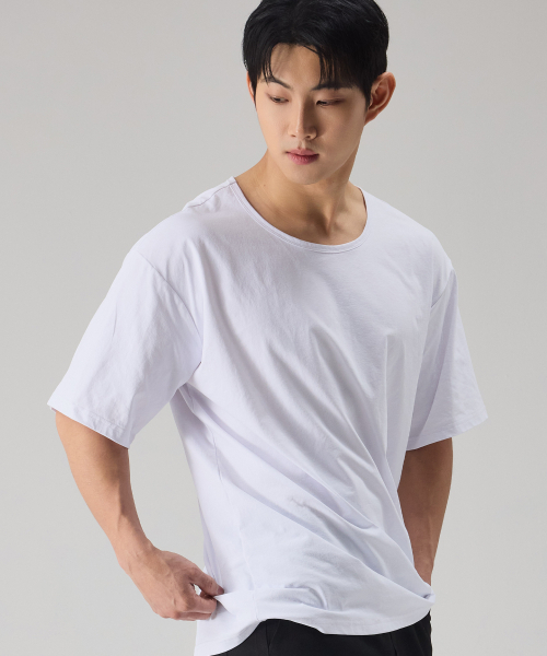 NTBC(エヌティービーシー)の「Uネッククールベーシック半袖Tシャツ_2COLOR(Tシャツ/カットソー・レディース・ホワイト/ブラック・MEDIUM/LARGE/X-LARGE)」の10枚目の写真
