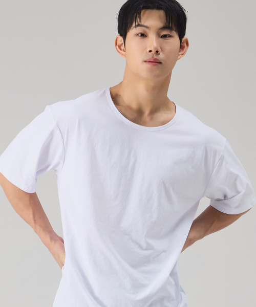 NTBC(エヌティービーシー)の「Uネッククールベーシック半袖Tシャツ_2COLOR(Tシャツ/カットソー・レディース・ホワイト/ブラック・MEDIUM/LARGE/X-LARGE)」の12枚目の写真