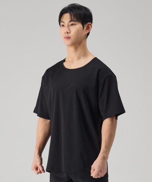 NTBC(エヌティービーシー)の「Uネッククールベーシック半袖Tシャツ_2COLOR(Tシャツ/カットソー・レディース・ホワイト/ブラック・MEDIUM/LARGE/X-LARGE)」の14枚目の写真