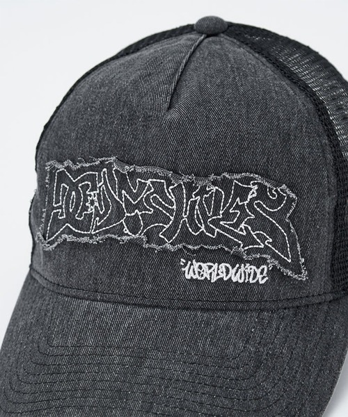 DC(ディーシー)の「DC/ディーシー キャップ キッズ 26 GRAFFITI MESH SNAPBACK YCP262503(キャップ・キッズ・グレー/ブラック・FREE)」の7枚目の写真
