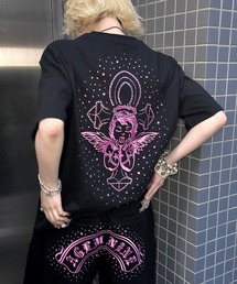 A'GEM9（エージェムナイン）の「A'GEM 9 × .kom 『A'GEM 9 エージェムナイン』 ラインストーンエンジェルTシャツ（Tシャツ/カットソー）」