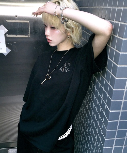 A'GEM9(エージェムナイン)の「A'GEM/9 × .kom 『A'GEM/9/エージェムナイン』 ラインストーンエンジェルTシャツ(Tシャツ/カットソー・レディース・ブラック×ブルー/ブラック×シルバー/ブラック×ピンク・M/L)」の7枚目の写真