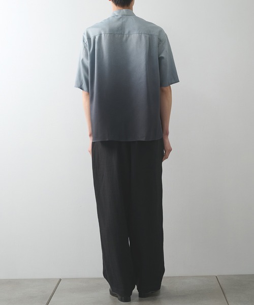 STUDIOUS(ステュディオス)の「【STUDIOUS】GRADATION SHIRTS S.S(シャツ/ブラウス・メンズ・ネイビー/グレー・1)」の5枚目の写真
