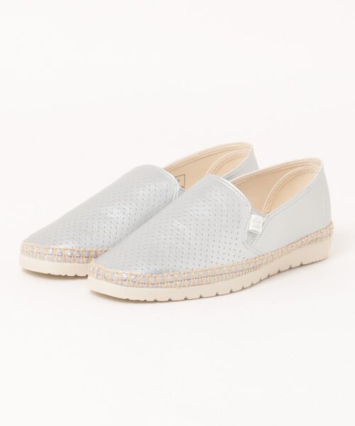Hawkins(ホーキンス)の「HAWKINS ホーキンス GLENDA スリッポンスニーカー HW20406 SILVER(スニーカー・レディース・シルバー・8/7h/7/6h/6/5h)」の1枚目の写真