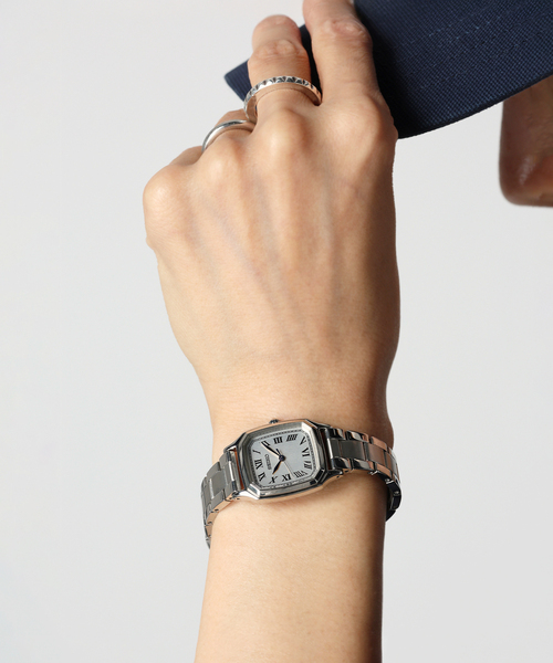 SEIKO(セイコー)の「SEIKO Exclusive Spick&Span Silver 別注(アナログ腕時計・レディース・シルバー・FREE)」の4枚目の写真