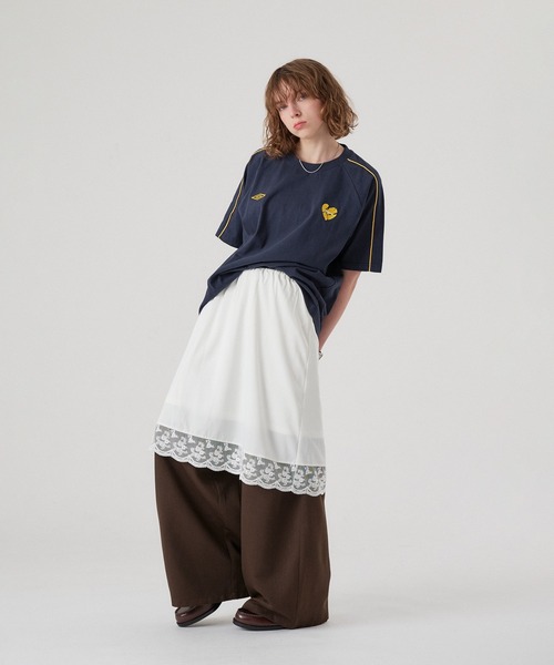 ONCILY(オンシェリー)の「【 UMBRO 】PIPING HEART LOGO T-SHIRT / パイピングハートロゴTシャツ(Tシャツ/カットソー・メンズ・オフホワイト/ブラック/ネイビー・SMALL/LARGE/MEDIUM)」の20枚目の写真