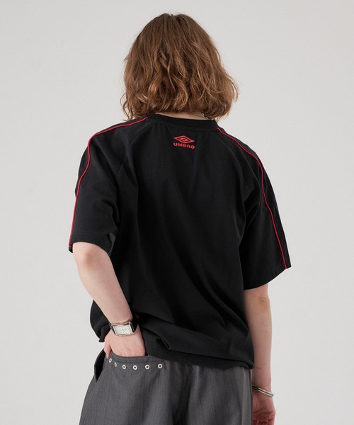 ONCILY(オンシェリー)の「【 UMBRO 】PIPING HEART LOGO T-SHIRT / パイピングハートロゴTシャツ(Tシャツ/カットソー・メンズ・オフホワイト/ブラック/ネイビー・SMALL/LARGE/MEDIUM)」の9枚目の写真