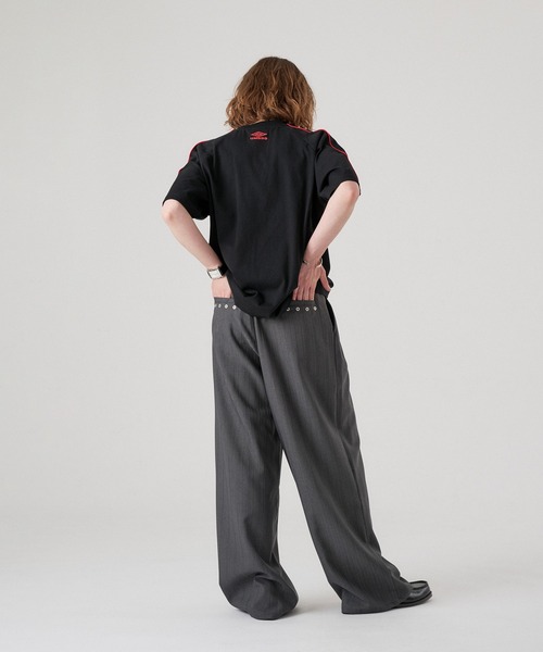 ONCILY(オンシェリー)の「【 UMBRO 】PIPING HEART LOGO T-SHIRT / パイピングハートロゴTシャツ(Tシャツ/カットソー・メンズ・オフホワイト/ブラック/ネイビー・SMALL/LARGE/MEDIUM)」の13枚目の写真