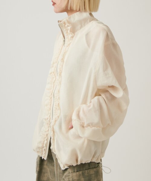 w closet(ダブルクローゼット)の「【2サイズ展開/羽織でも1枚でも◎】シアーフリルブルゾン(ブルゾン・レディース・ピンク/ブルー/ブラック/アイボリー/イエロー・MEDIUM/SMALL)」の7枚目の写真