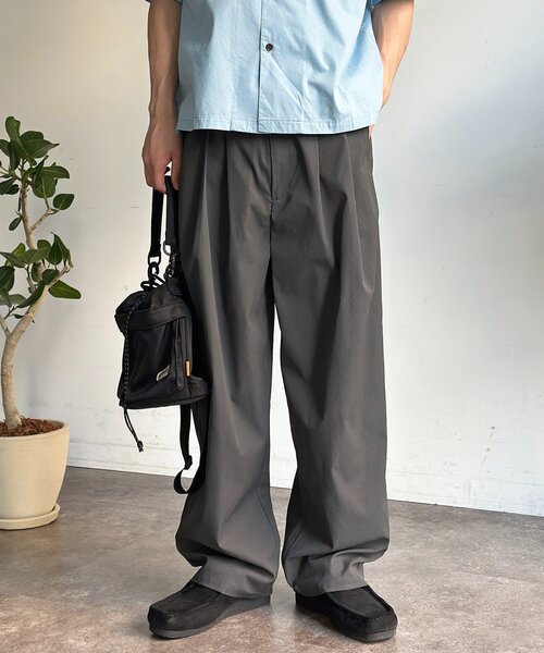 CPCM(シーピーシーエム)の「高機能2タックスラックス(その他パンツ・レディース・グリーン/ベージュ/グレー/ブラック・MEDIUM/LARGE)」の3枚目の写真